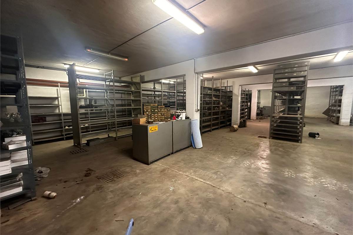 ANZANO DEL PARCO VENDESI CAPANNONE 