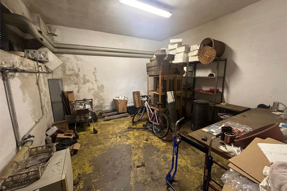 ANZANO DEL PARCO VENDESI CAPANNONE 