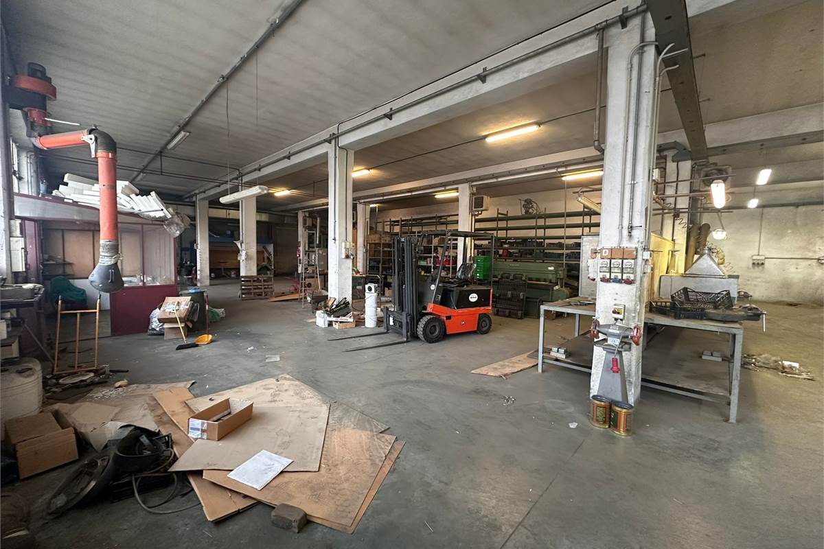 ANZANO DEL PARCO VENDESI CAPANNONE 