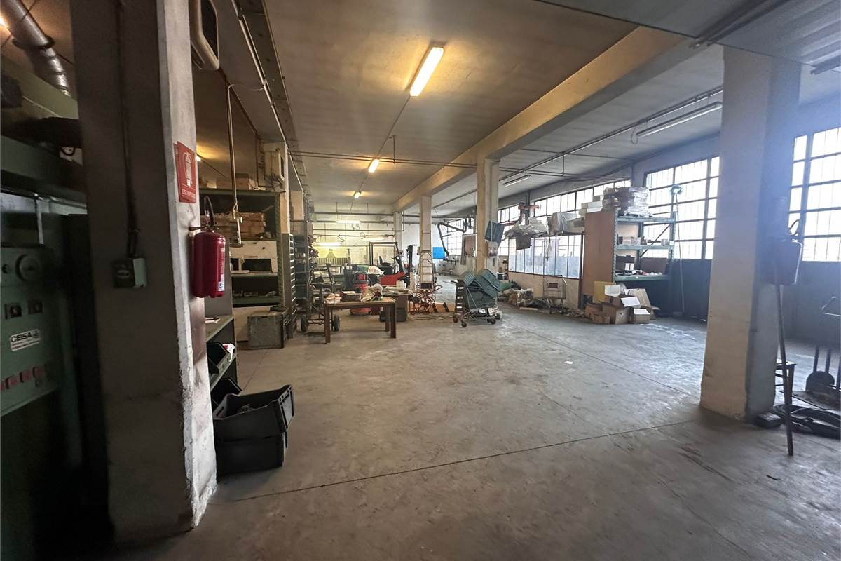 ANZANO DEL PARCO VENDESI CAPANNONE 