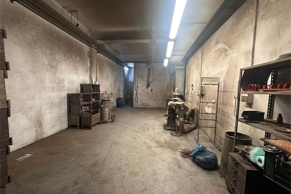 ANZANO DEL PARCO VENDESI CAPANNONE 