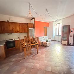 MERONE BILOCALE PIANO TERRA