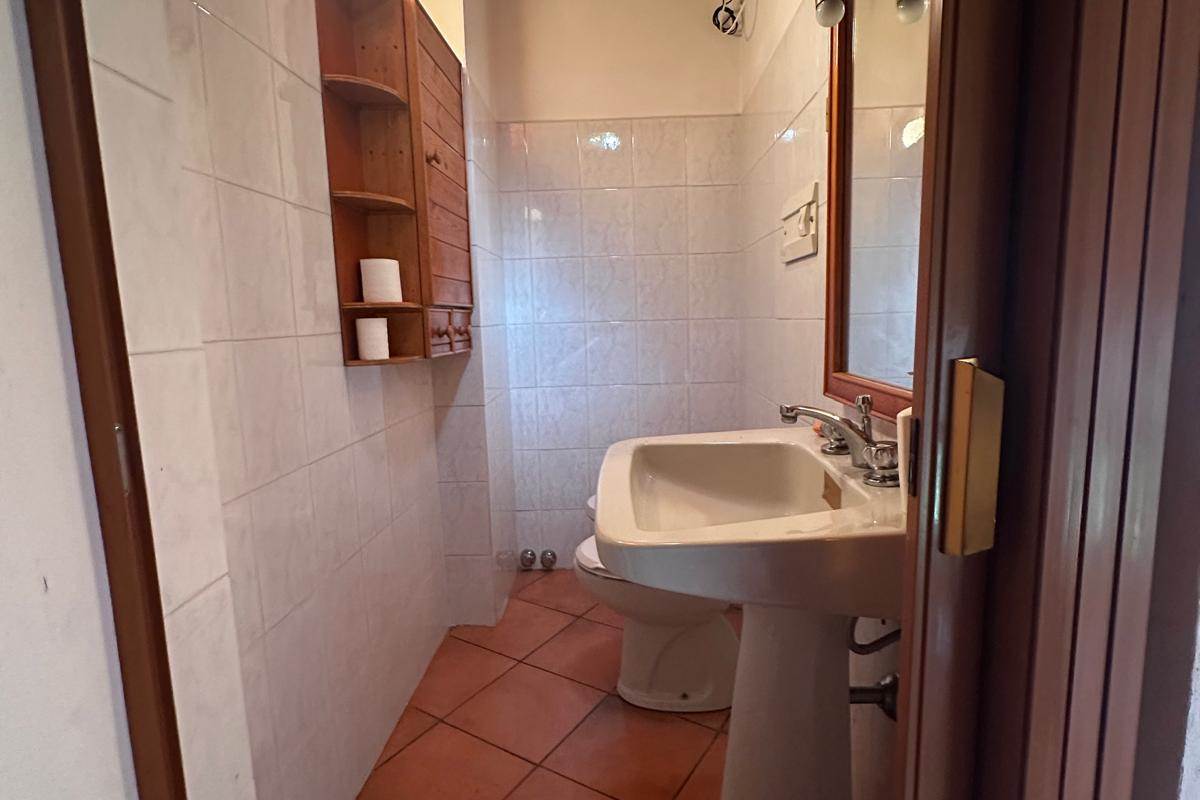 CANZO PORZIONE DI CASA