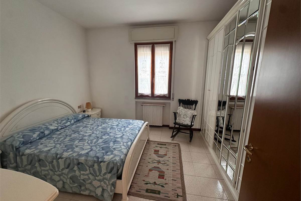 CANZO PORZIONE DI CASA