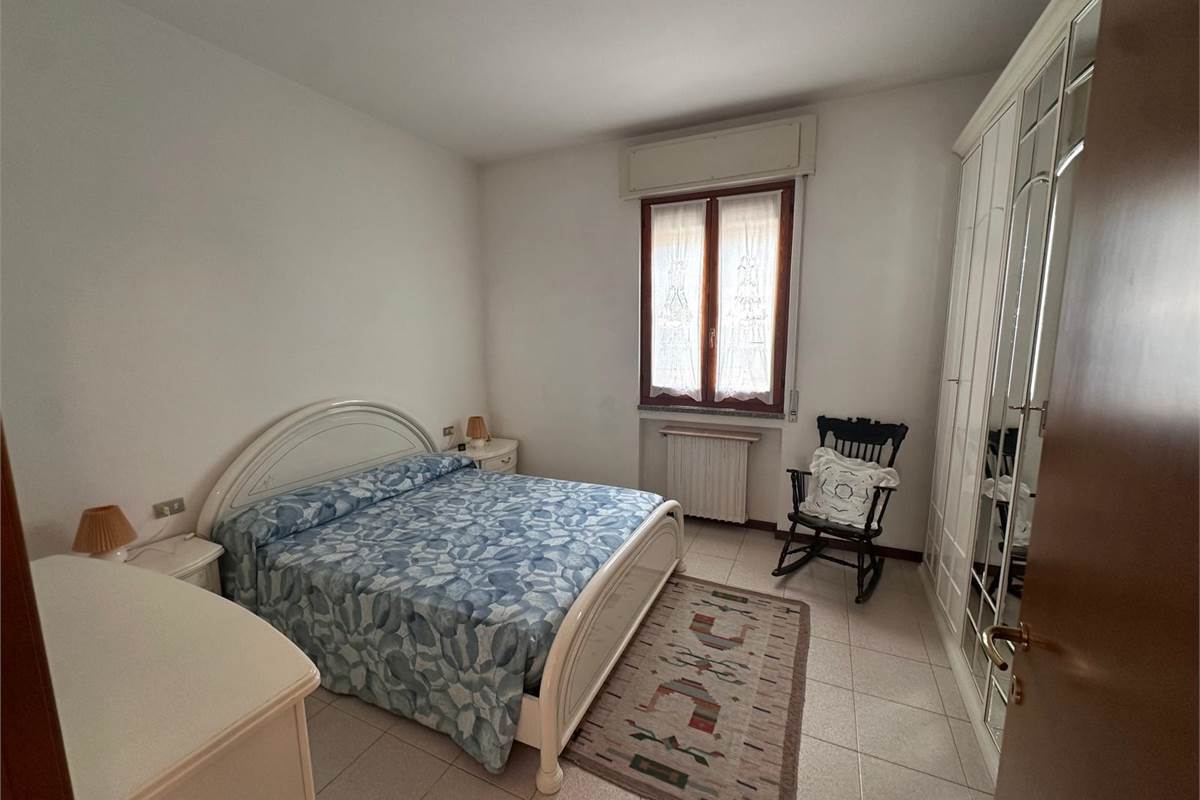 CANZO PORZIONE DI CASA