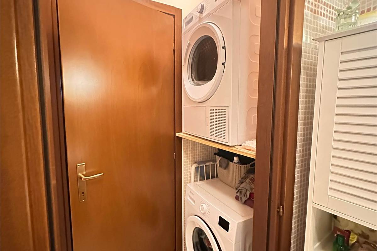 CASTELMARTE TRILOCALE CON AUTORIMESSA