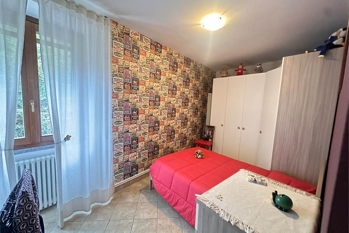 CASTELMARTE TRILOCALE CON AUTORIMESSA