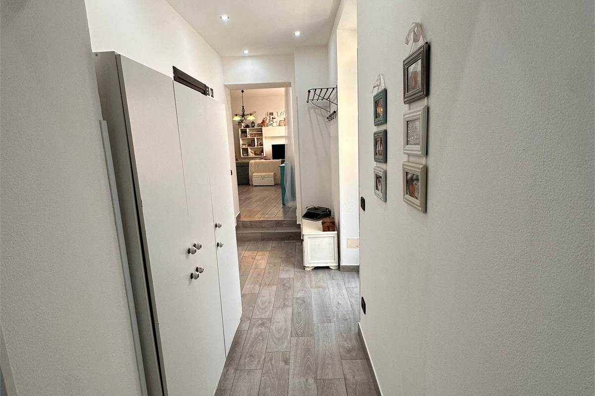 COMO LOC. ALBATE TRILOCALE 