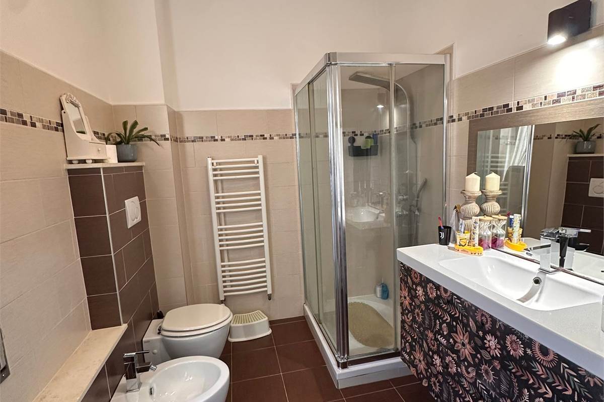 COMO LOC. ALBATE TRILOCALE 