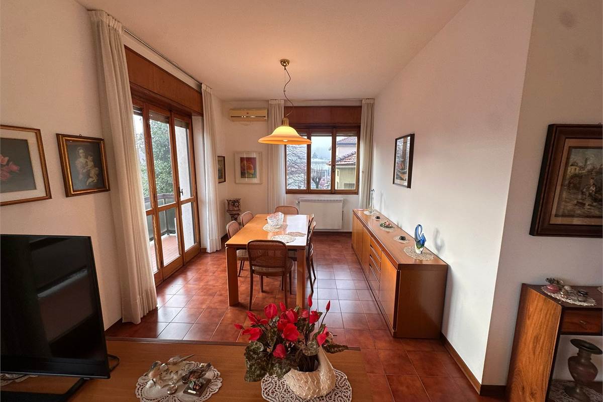 ZONA GIORNO PIANO PRIMO