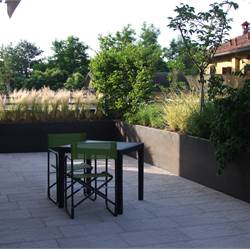 ALBAVILLA TRILOCALE CON TERRAZZO