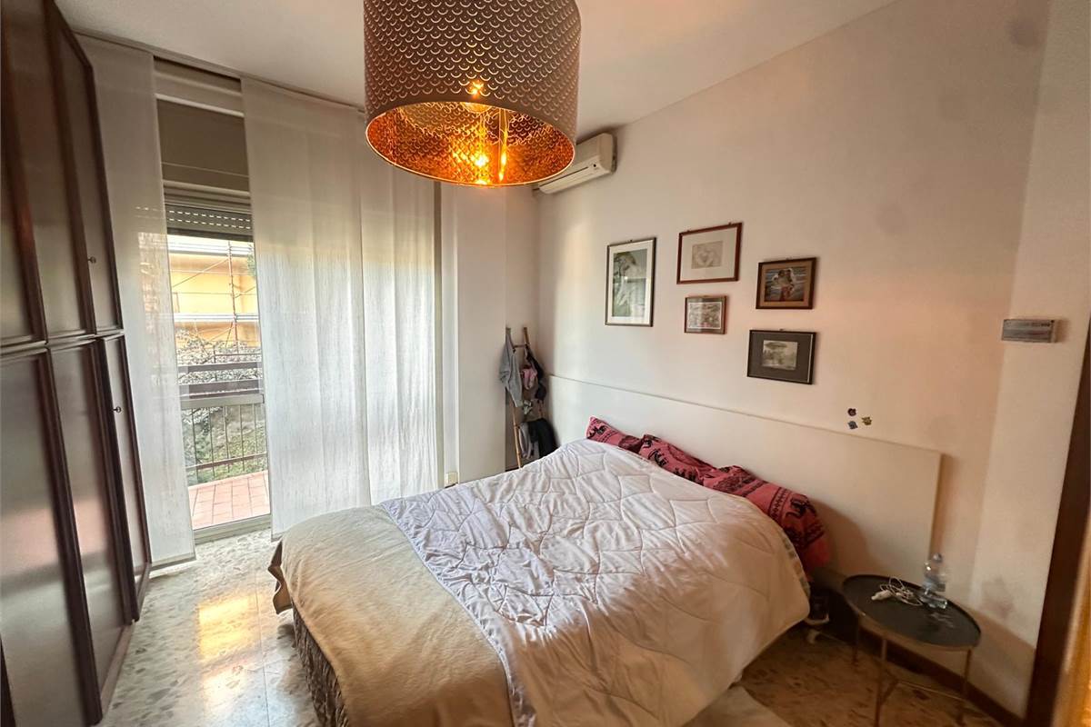 COMO BILOCALE AMPIA METRATURA 