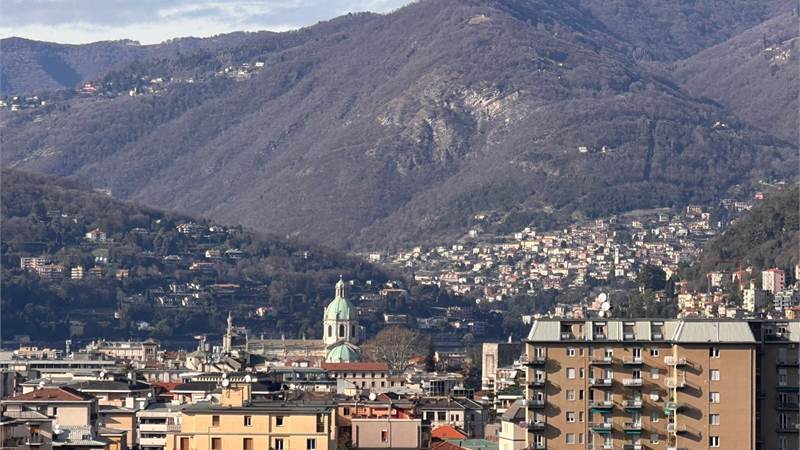 COMO BILOCALE AMPIA METRATURA 