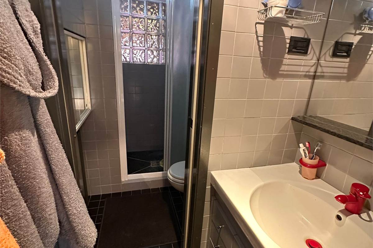 ERBA CASA INDIPENDENTE 2 APPARTAMENTI