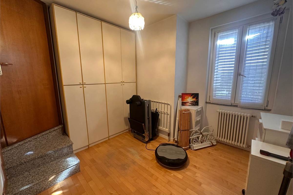 VILLETTA A SCHIERA DI TESTA