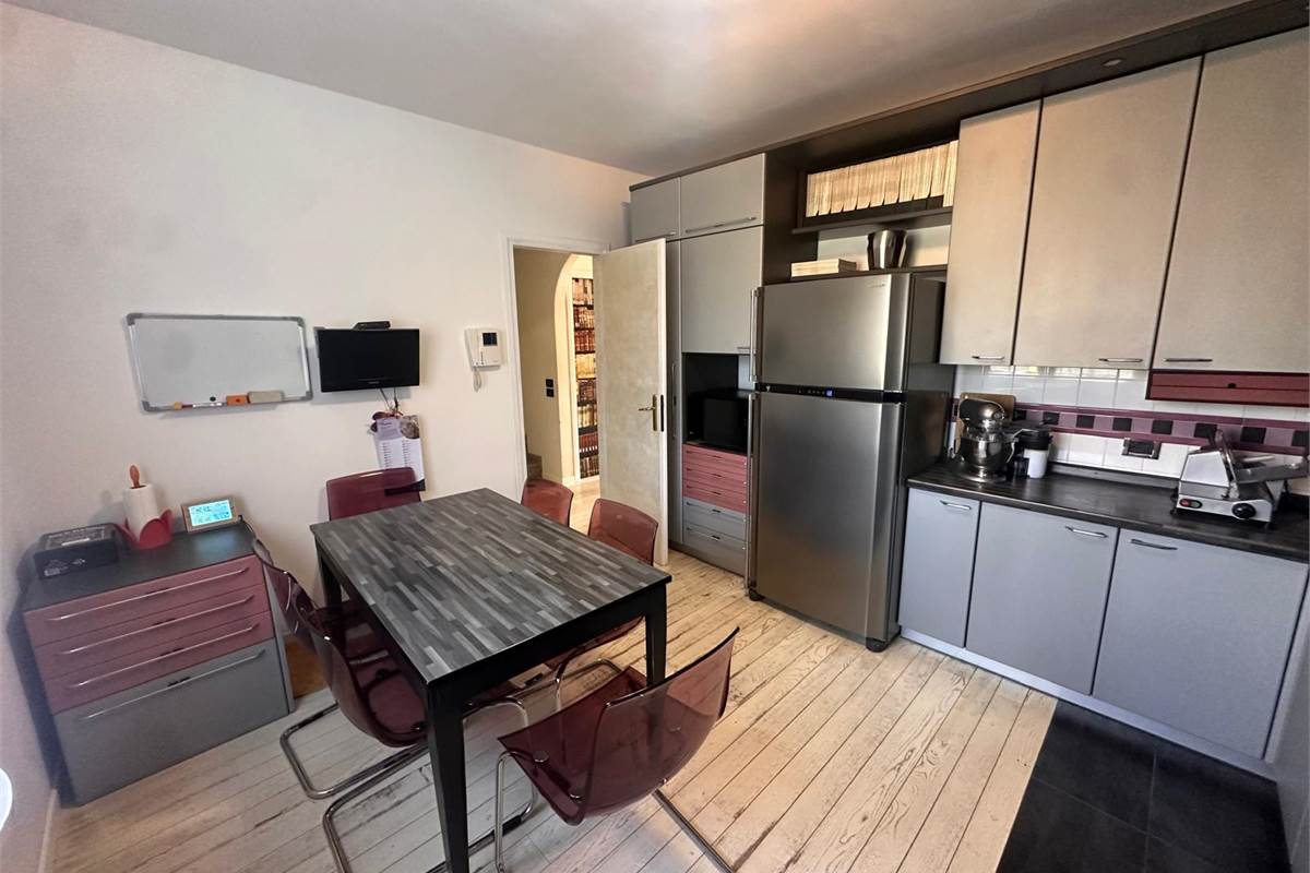 VILLETTA A SCHIERA DI TESTA