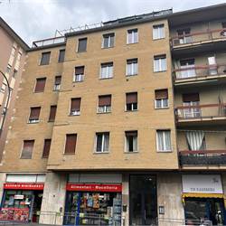 ERBA APPARTAMENTO PIANO SECONDO 