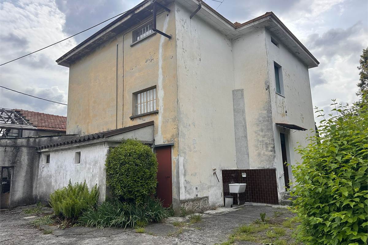 Casa singola In Vendita a Anzano del Parco