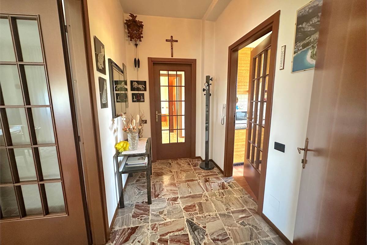 4 o più locali In Vendita a 
