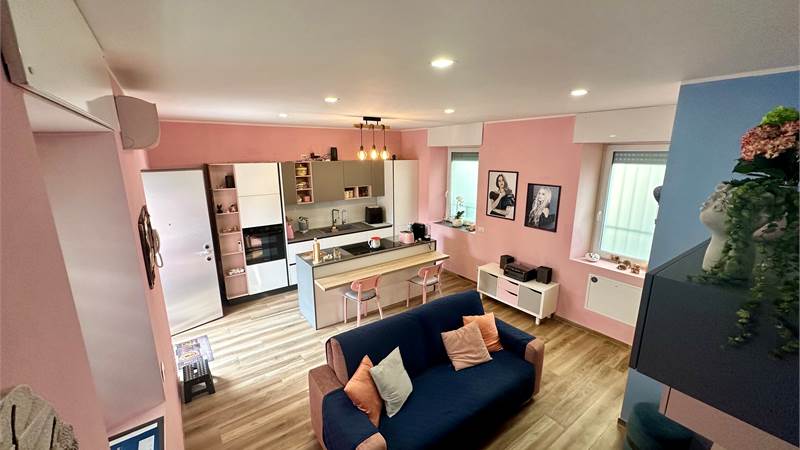 Casa singola In Vendita a Cantù