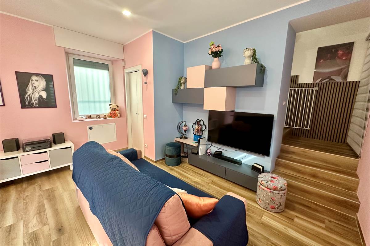 Casa singola In Vendita a Cantù