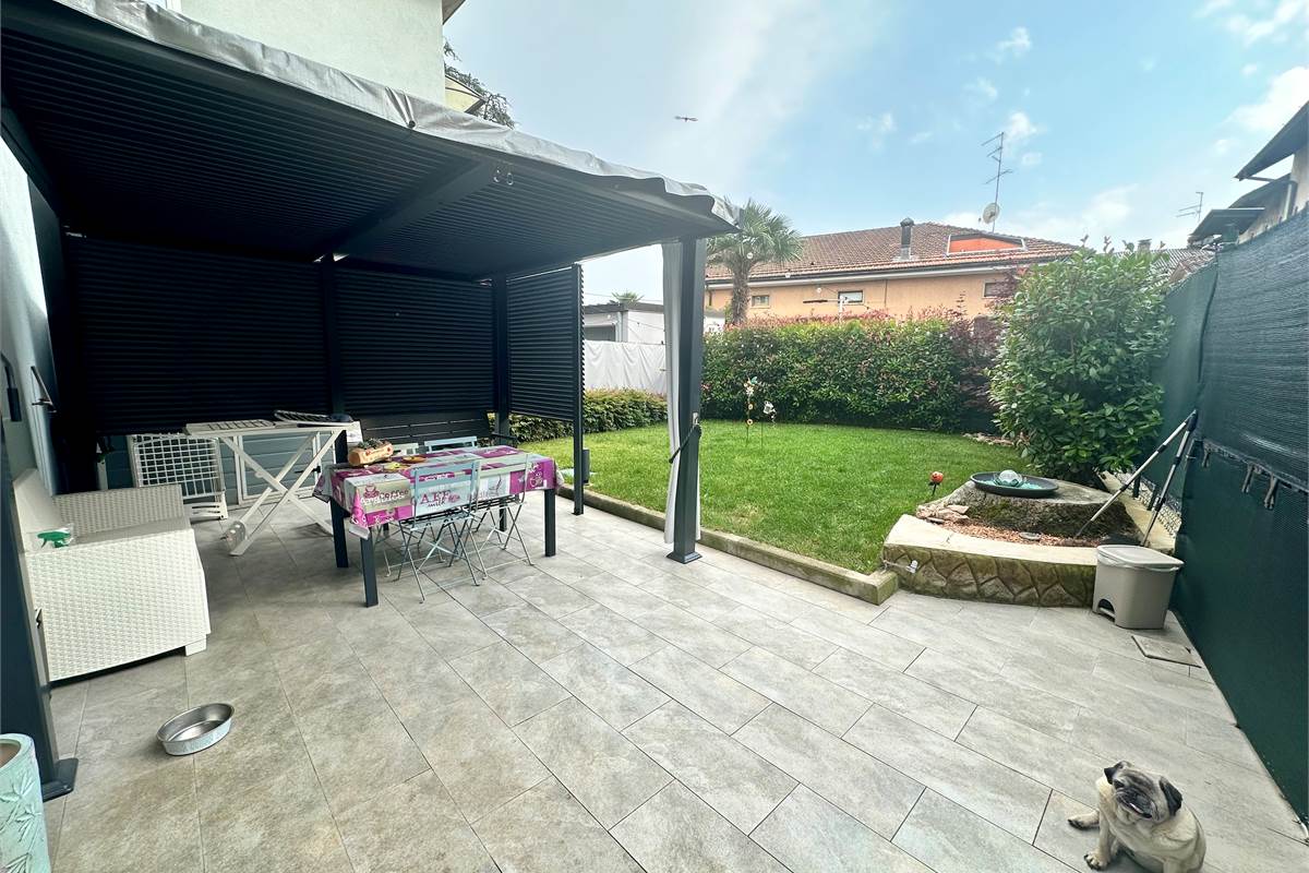 Casa singola In Vendita a Cantù