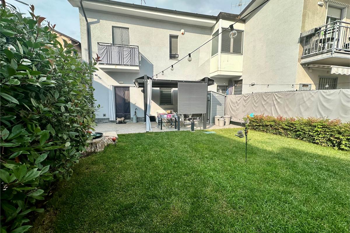 Casa singola In Vendita a Cantù