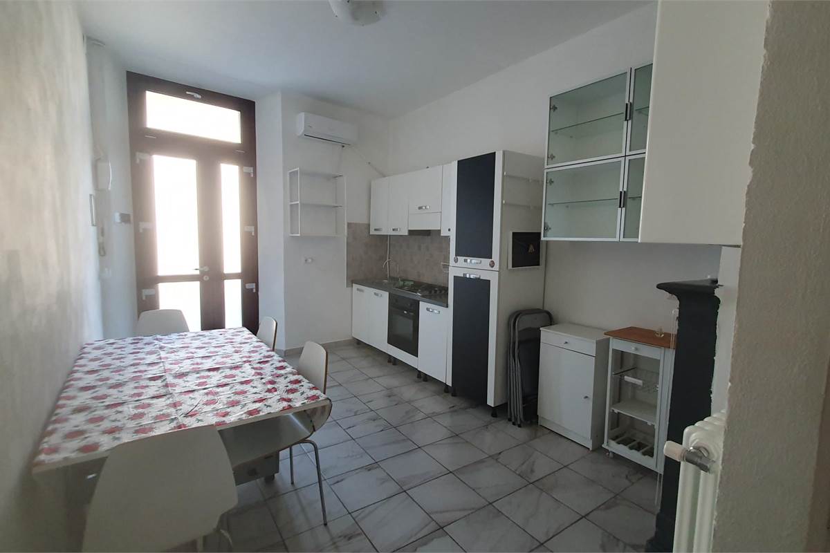 DUE LOCALI MASLIANICO