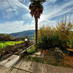 Bilocale con giardino