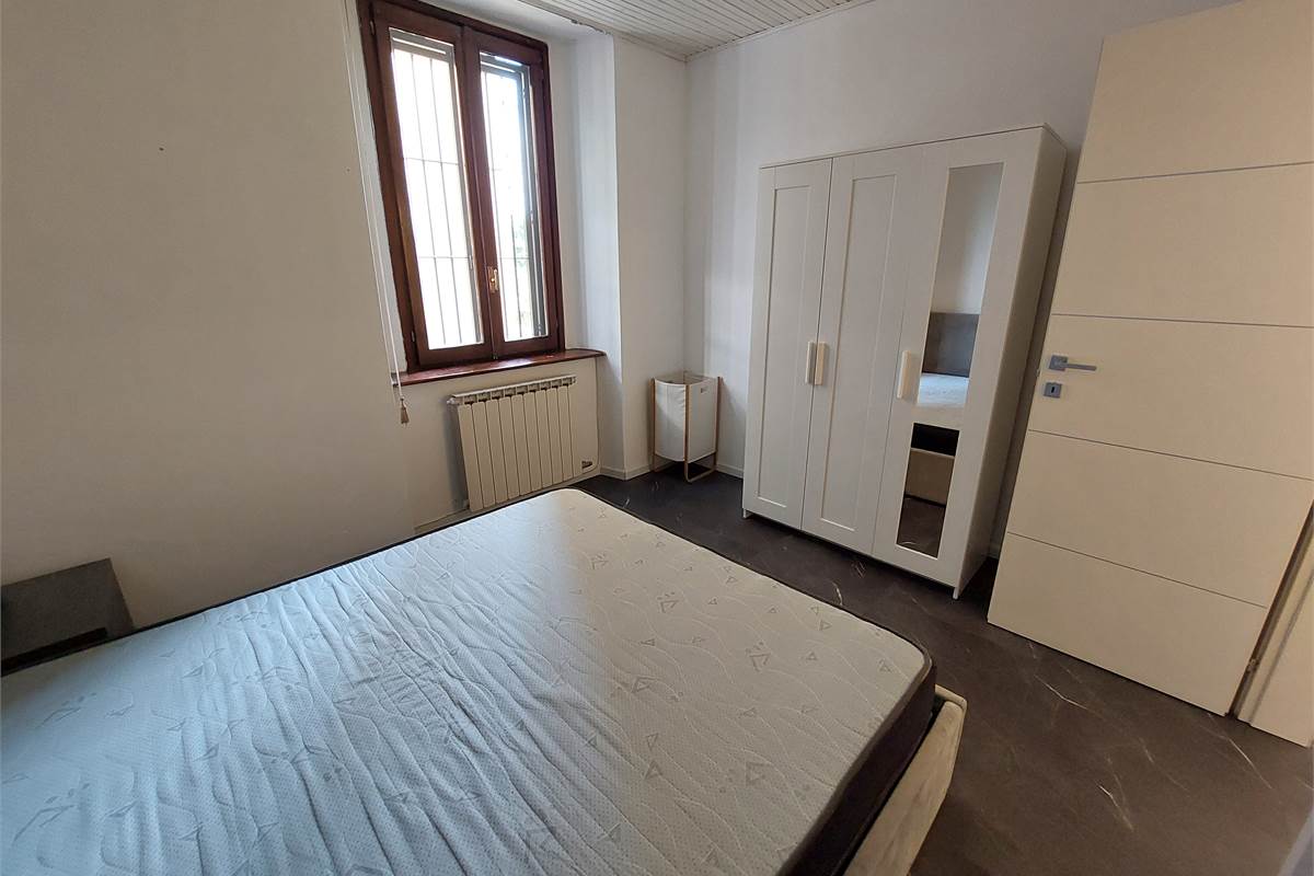 Bilocale con giardino