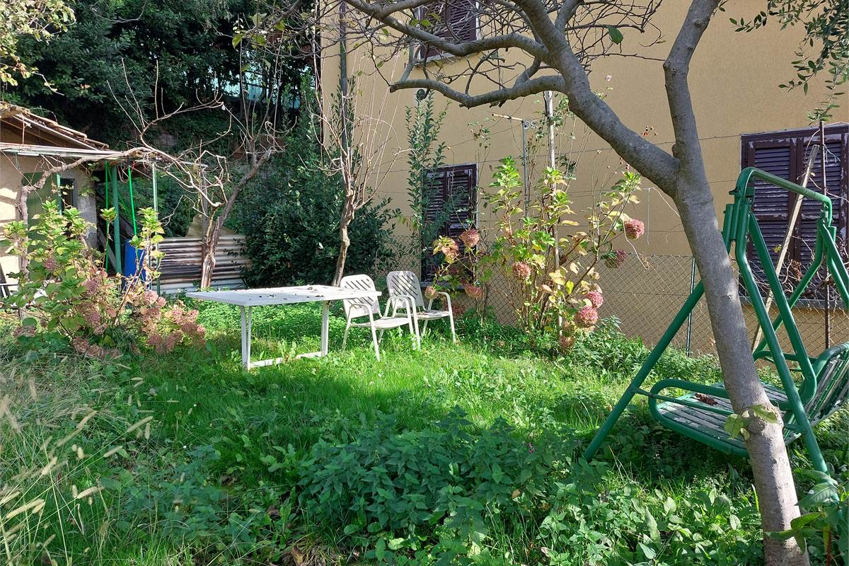 Bilocale con giardino