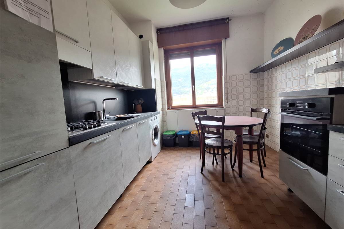 COMO ZONA VIALE GIULIO CESARE