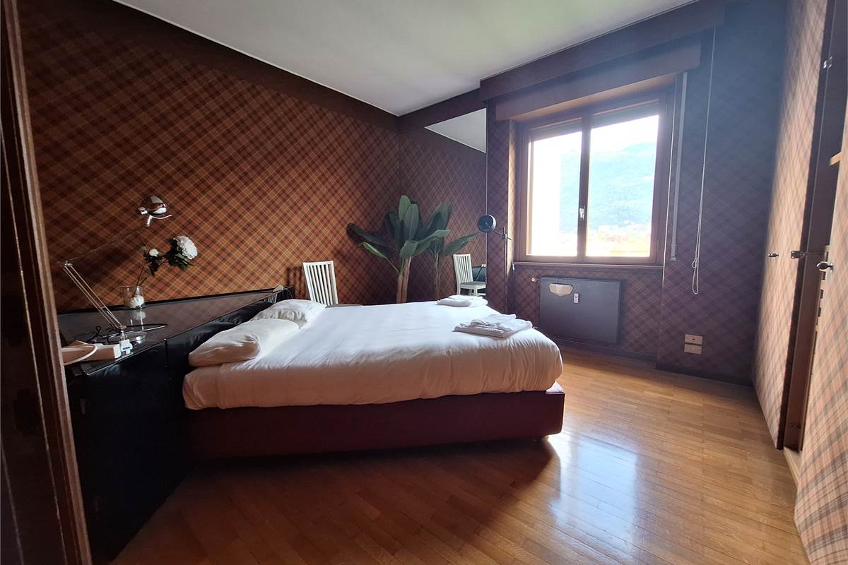 COMO ZONA VIALE GIULIO CESARE