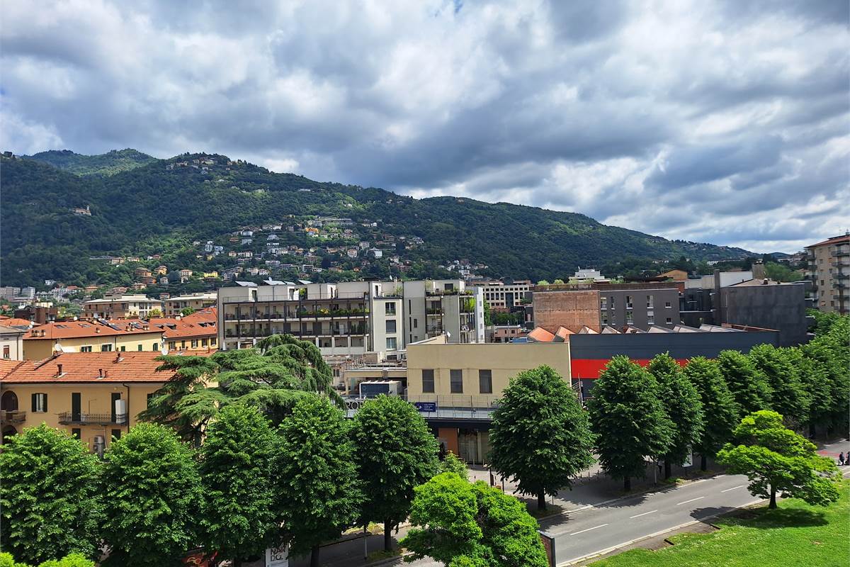 COMO ZONA VIALE GIULIO CESARE