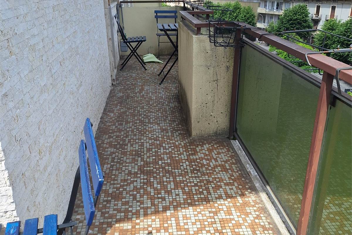 COMO ZONA VIALE GIULIO CESARE