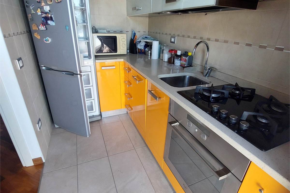 BILOCALE ULTIMO PIANO