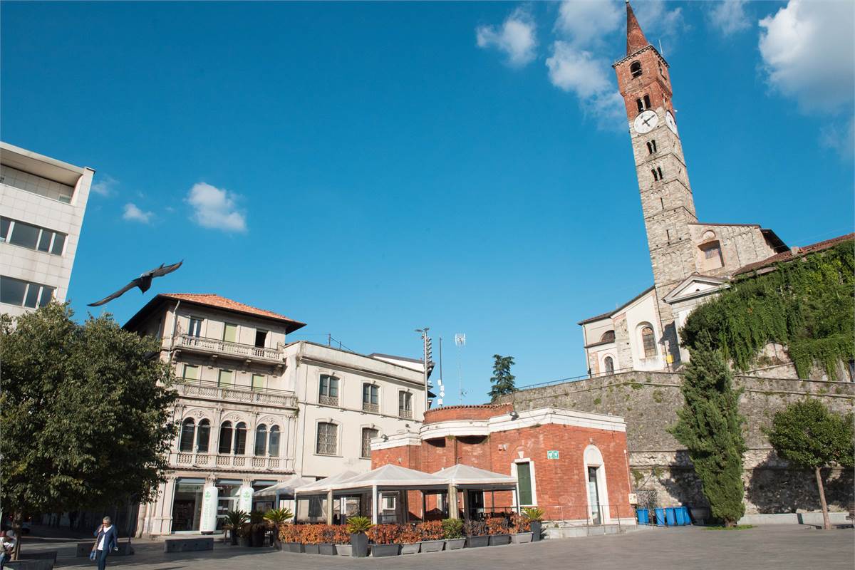 Cantù Piazza Garibaldi Loft