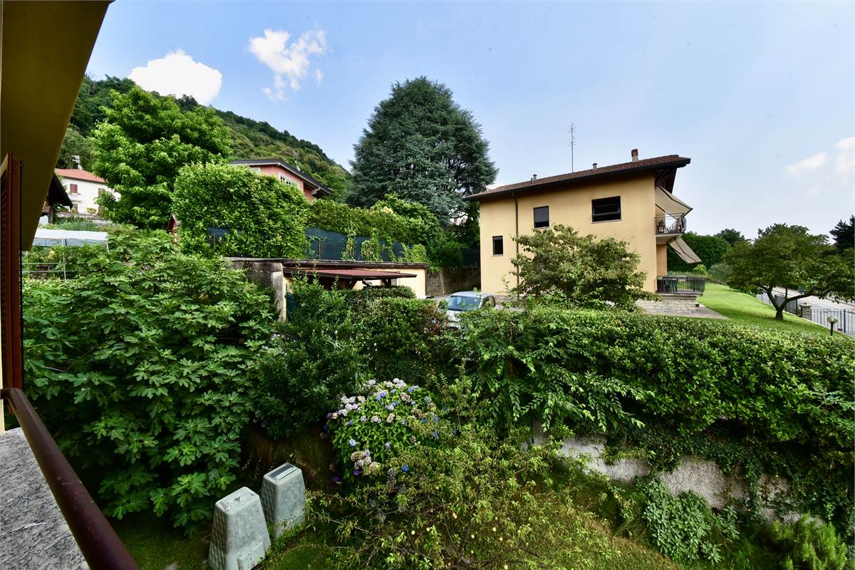 Elegante Villa con vista sul lago di Montorfano