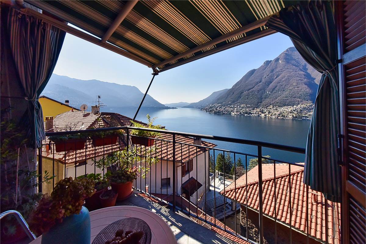 POGNANA LARIO VISTA LAGO DA SOGNO