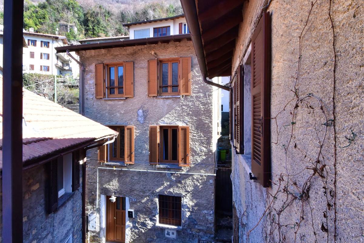 POGNANA LARIO VISTA LAGO DA SOGNO