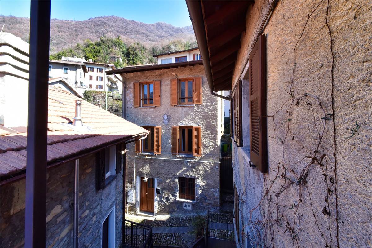 POGNANA LARIO VISTA LAGO DA SOGNO