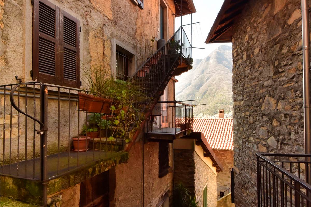 POGNANA LARIO VISTA LAGO DA SOGNO