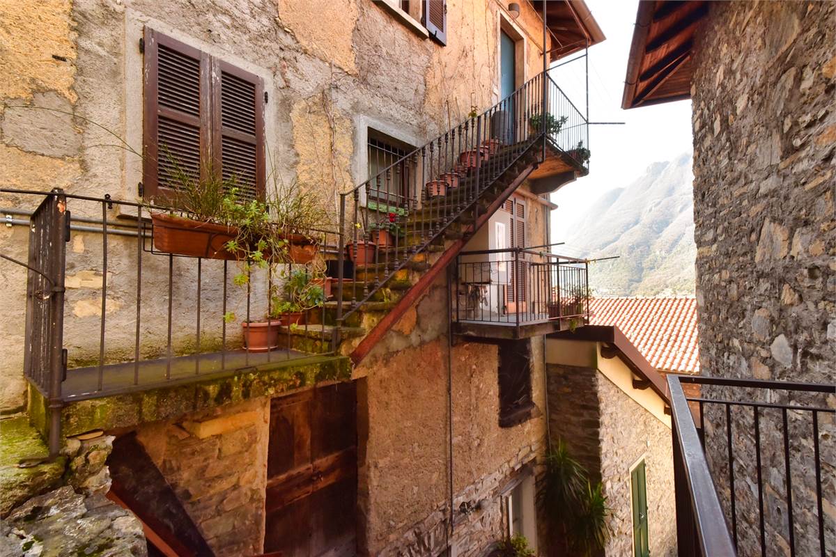 POGNANA LARIO VISTA LAGO DA SOGNO