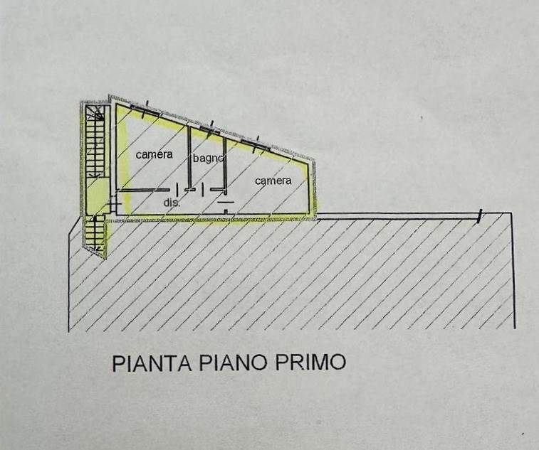CANTU' PORZIONE DI CAPANNONE CON APPARTAMENTO