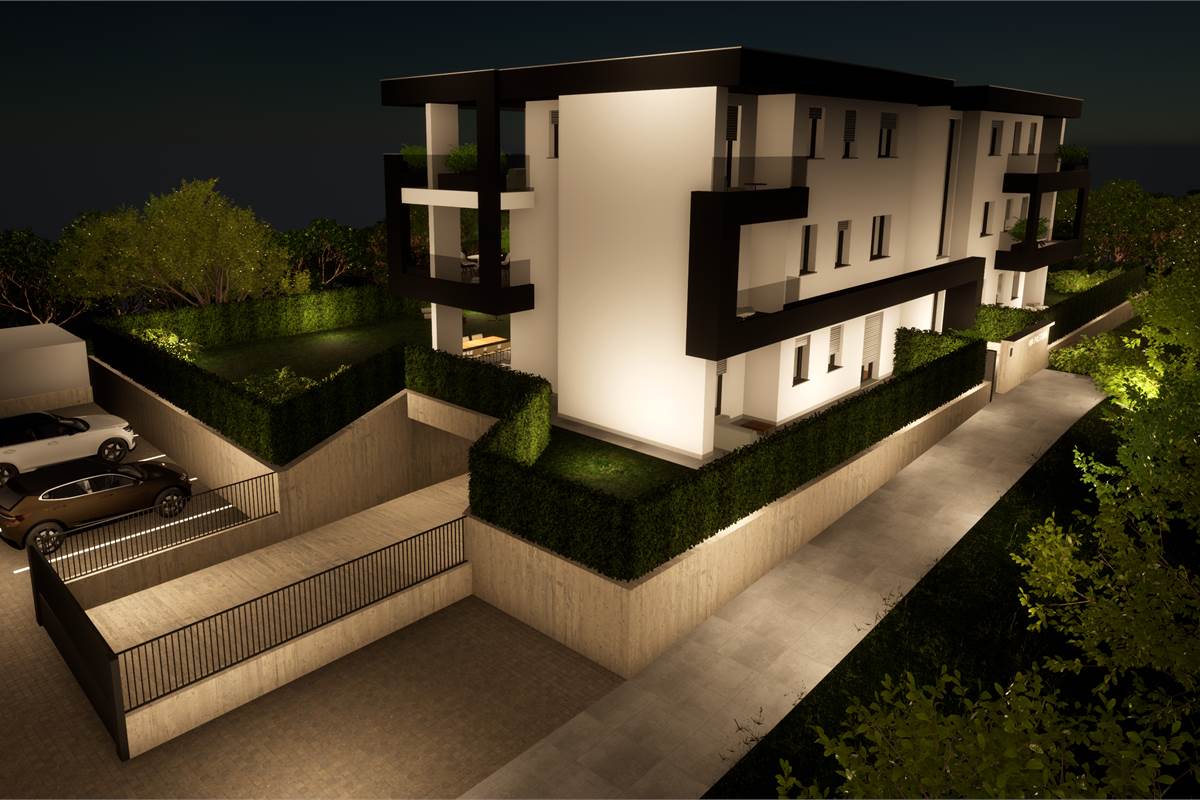 CADORAGO QUADRILOCALE CON TERRAZZO E BOX DOPPIO