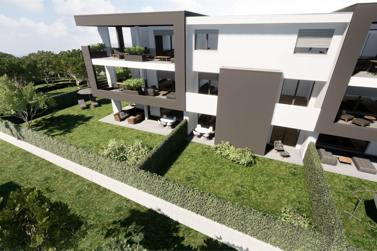 CADORAGO QUADRILOCALE CON TERRAZZO E BOX DOPPIO
