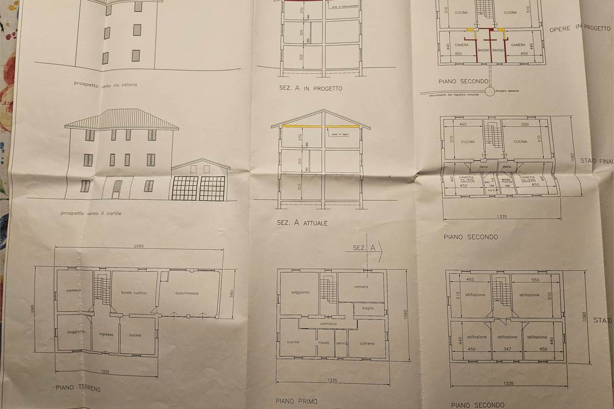 CANTU' CENTRO CASA SINGOLA CON PIU' APPARTAMENTI