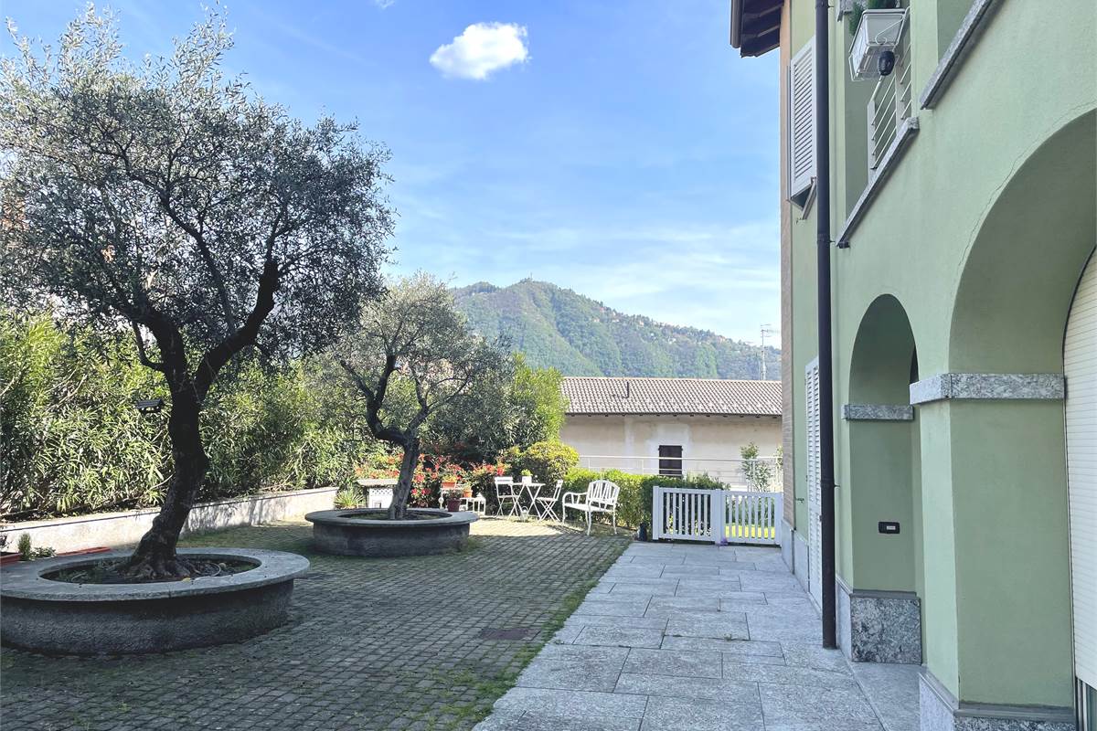 Un piccolo gioiello affacciato sul Lago di Como