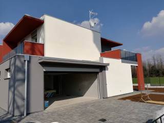 OLTRONA SAN MAMETE VILLA SINGOLA