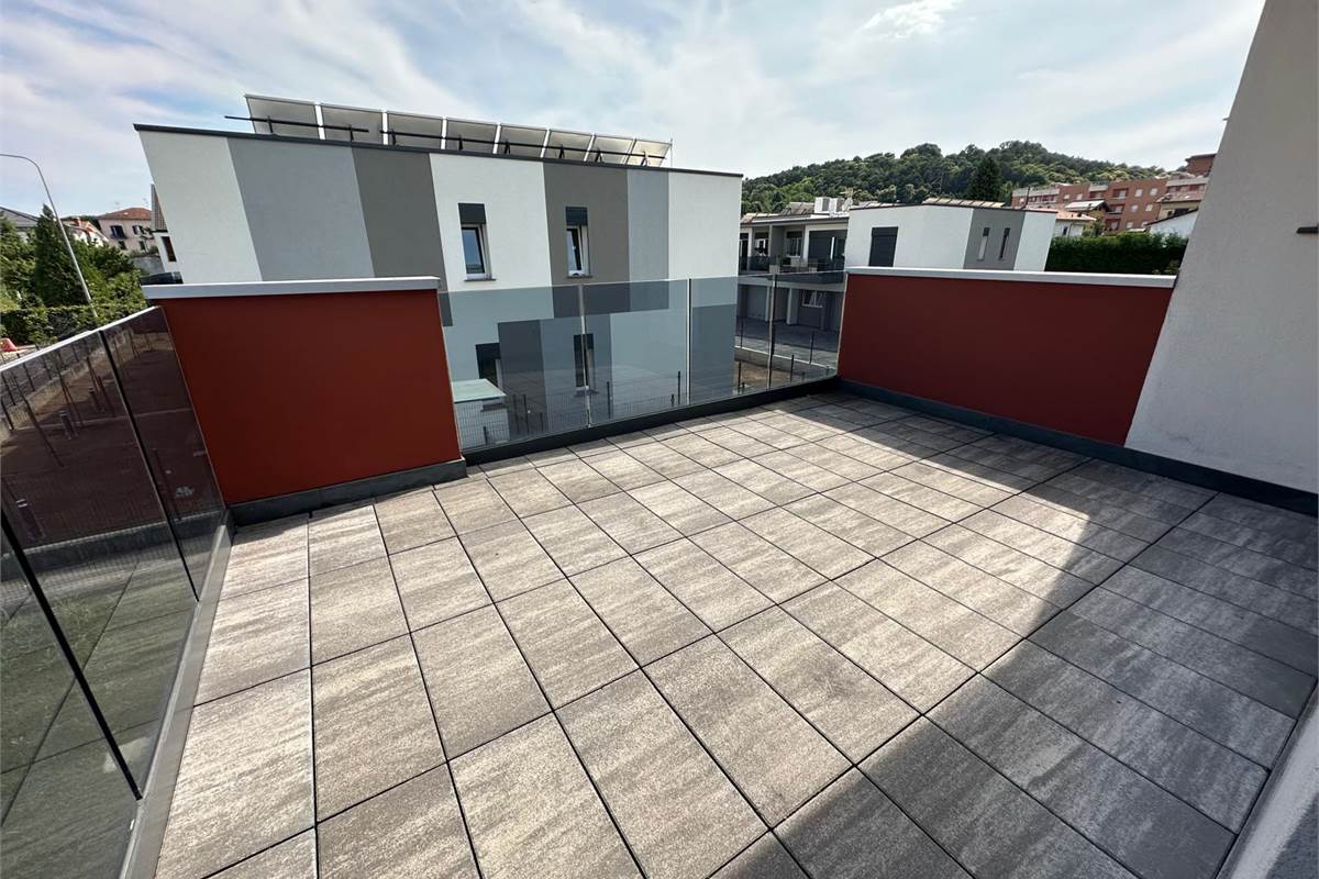OLTRONA SAN MAMETE VILLA SINGOLA COMPLETAMENTE ARREDATA